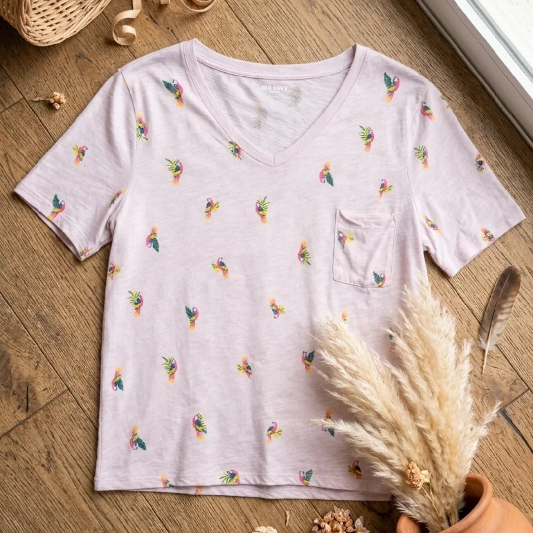 Camiseta Rosada con Tucanes